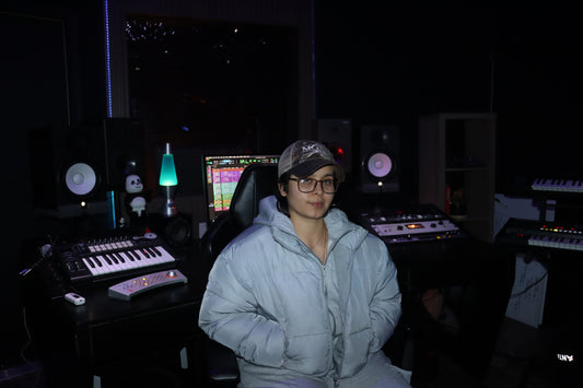 Real studio photo for Platform M