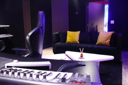 Studio Sessions Monthly Bundles !
