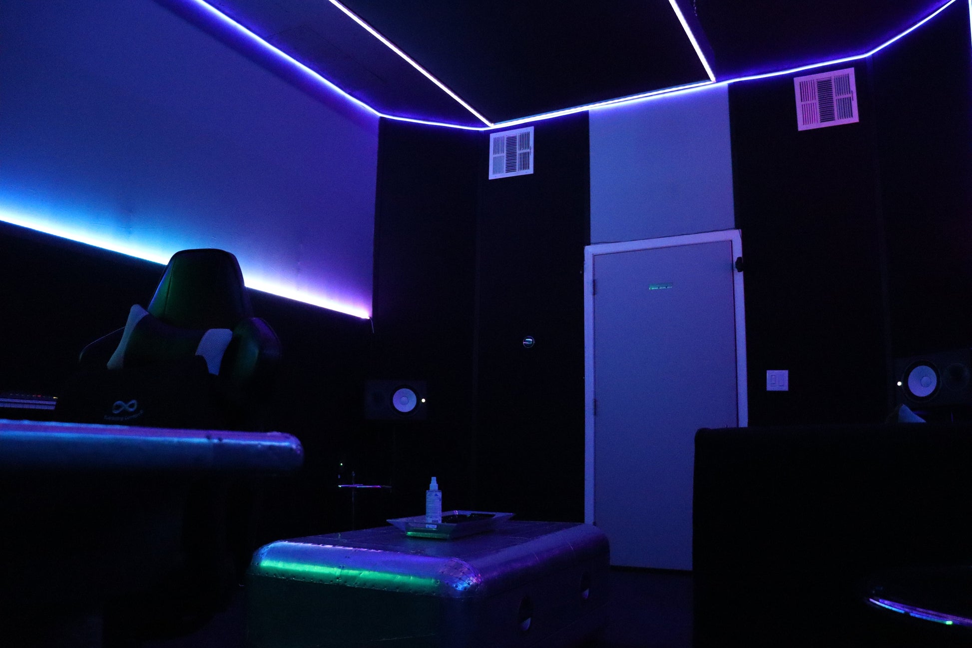 Platform Monopoly Studio - Platform-M